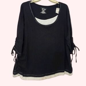 Venezia Women's Black Top with White Trim 1x 18/20